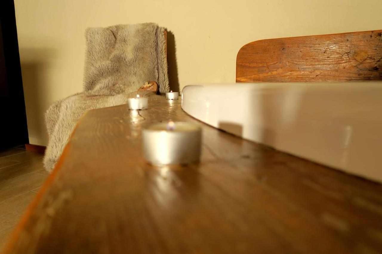 Romantica Suite Con Vasca Idromassaggio Aosta Eksteriør bilde